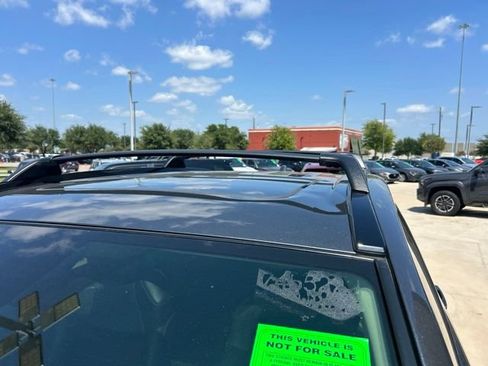 Used 2020 Toyota RAV4 Limited w/ Limited Grade Weather Package AWD/4WD image 9
