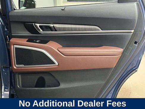 Used 2023 Kia Telluride EX w/ EX Captain's Chair Package FWD image 27