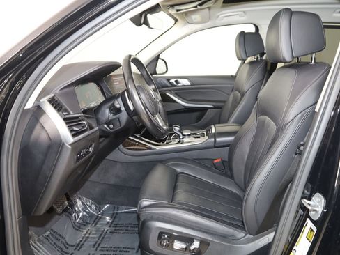 Used 2020 BMW X7 xDrive40i w/ Premium Package AWD/4WD image 13