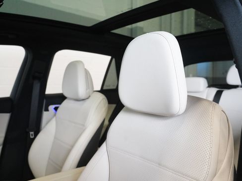 Certified 2026 Mercedes-Benz GLC 300 4MATIC image 12