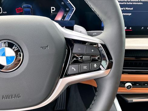 Certified 2025 BMW 330i Sedan RWD image 25