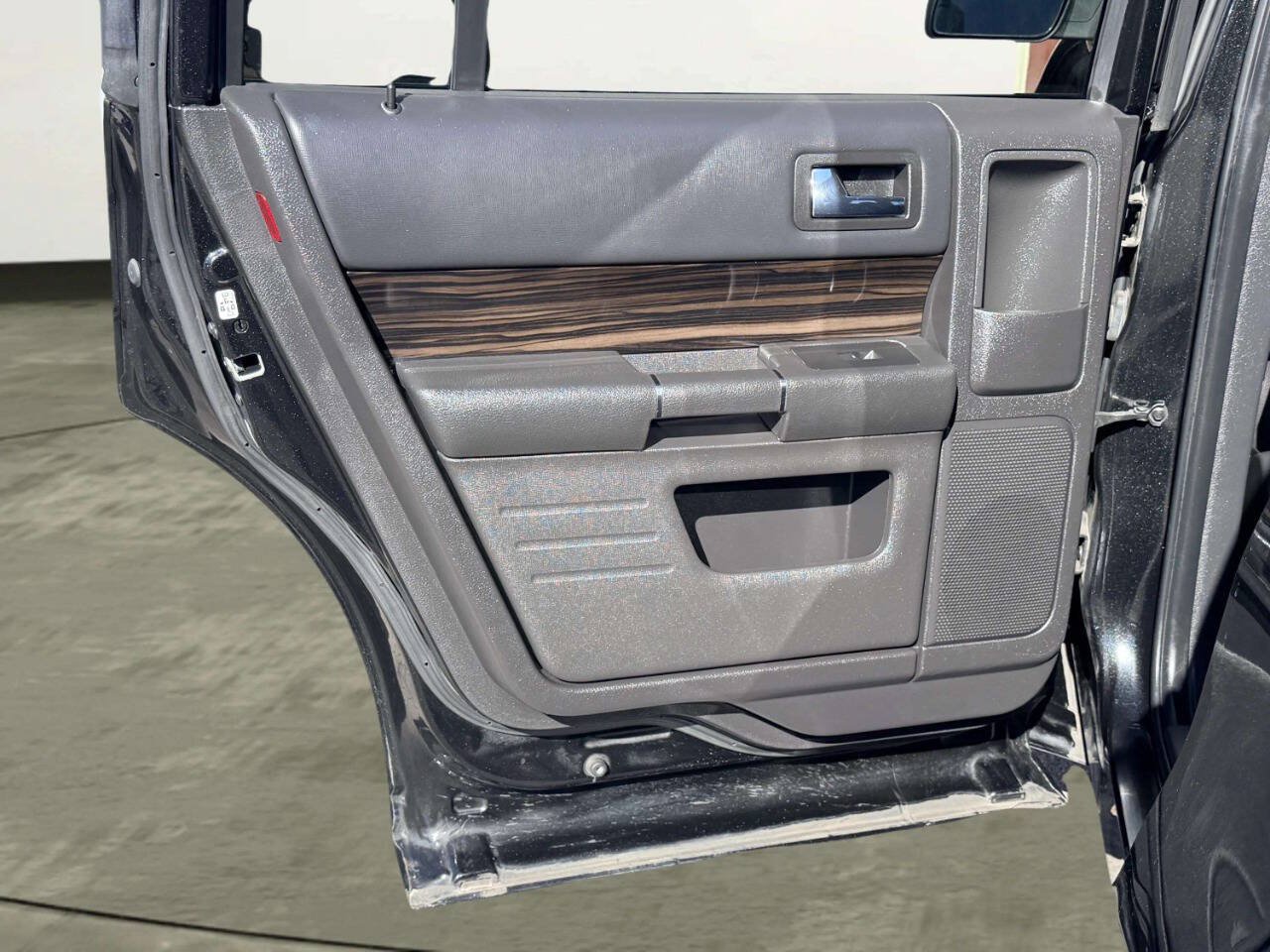 Used 2013 Ford Flex SEL FWD image 21