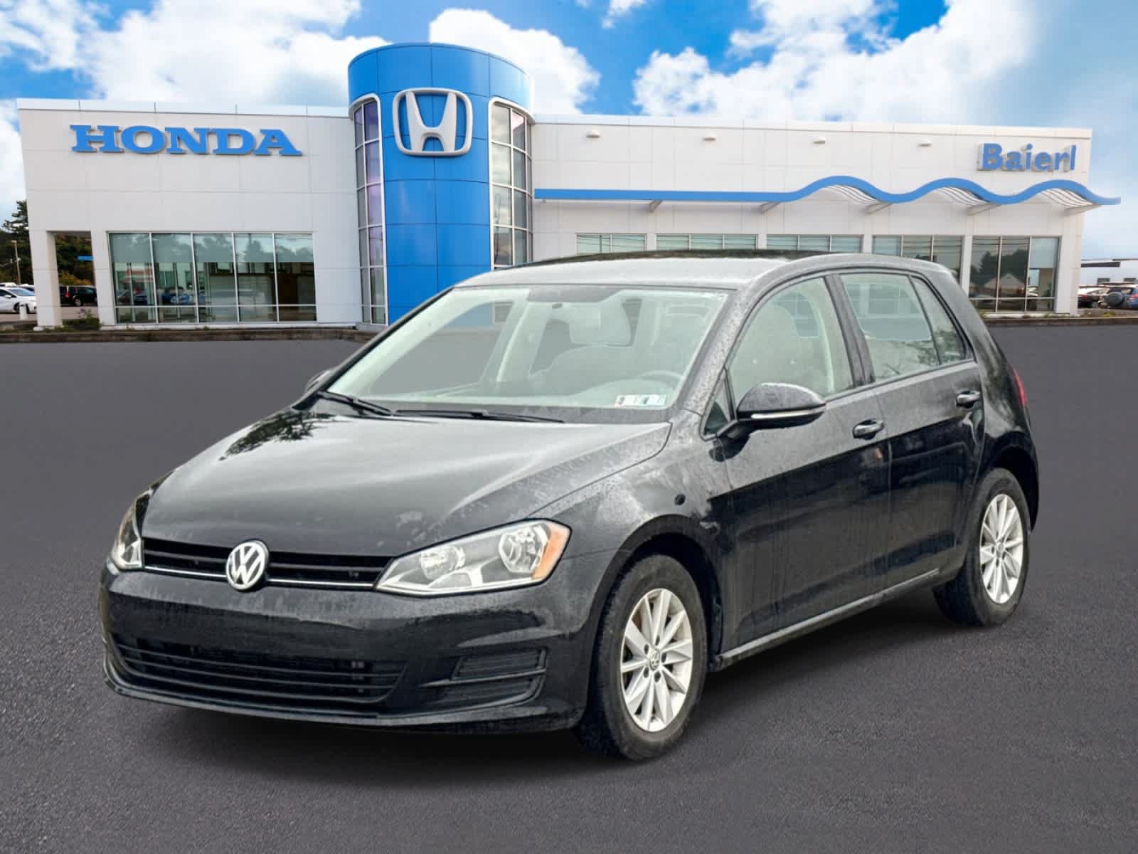Used 2016 Volkswagen Golf S FWD image 1