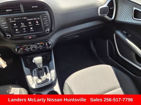 Used 2024 Kia Soul LX w/ Option Group 015 FWD image 16