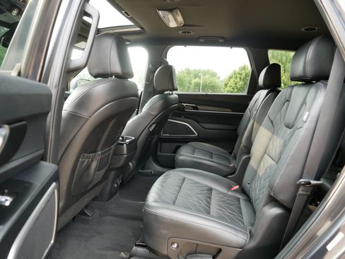 Certified 2024 Kia Telluride EX X-Line AWD/4WD image 36