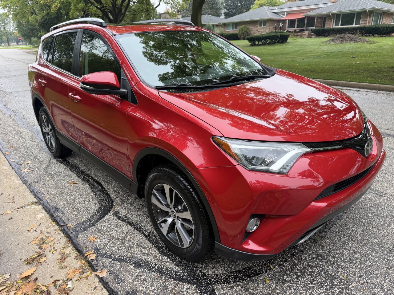 Used 2017 Toyota RAV4 XLE FWD image 7