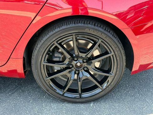 Used 2022 Genesis G70 3.3T RWD image 9