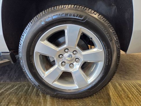 Used 2019 Chevrolet Tahoe LT w/ Luxury Package image 74