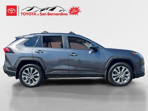 Certified 2022 Toyota RAV4 Limited image 6