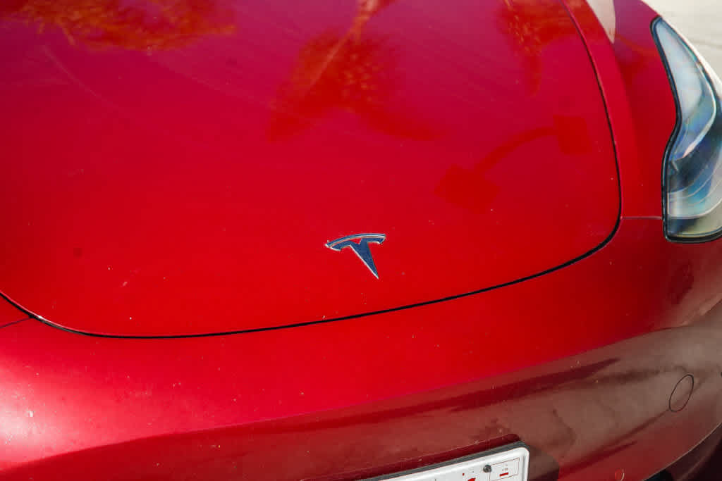Used 2019 Tesla Model 3 Performance AWD/4WD image 5