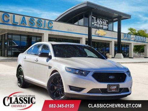 Used 2018 Ford Taurus SHO image 1
