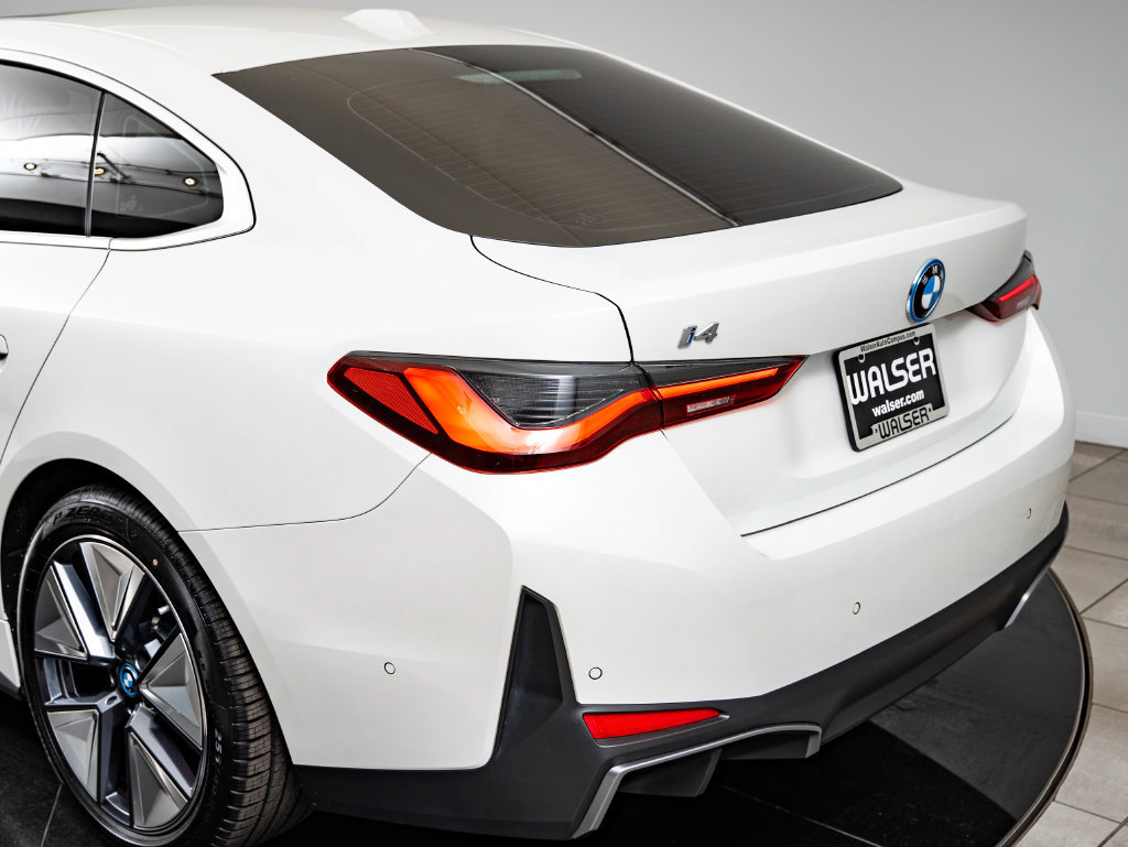 Used 2023 BMW i4 eDrive35 w/ Premium Package RWD image 19