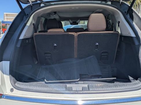 Used 2022 Acura MDX FWD w/ Technology Package image 12