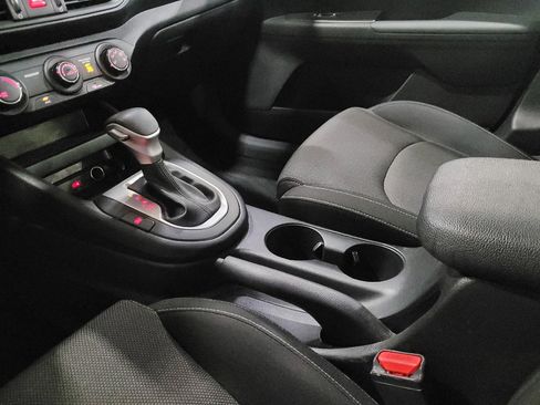 Used 2023 Kia Forte LXS w/ LXS Technology Package FWD image 26