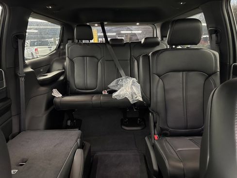 Used 2025 Jeep Wagoneer Series II w/ Convenience Group I image 22