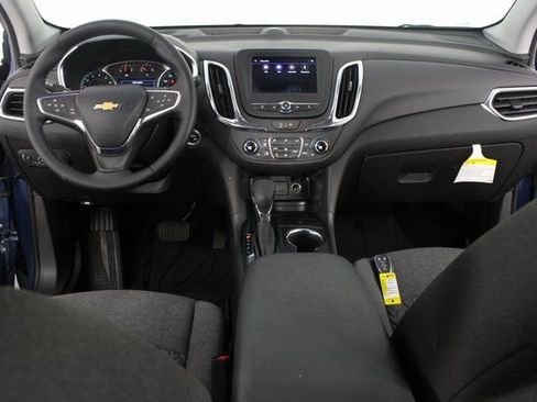 Used 2024 Chevrolet Equinox LT w/ LPO, Floor Liner Package image 9