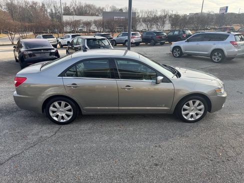 Used 2008 Lincoln MKZ image 4