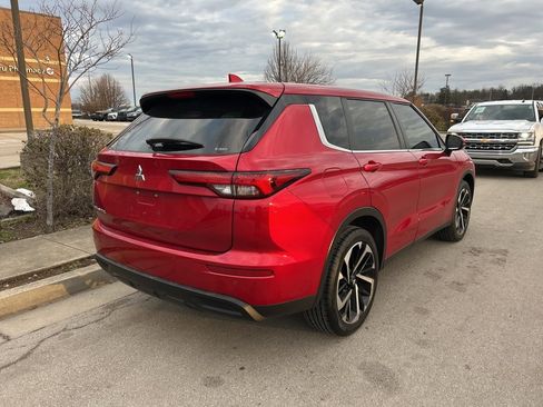 Used 2022 Mitsubishi Outlander ES image 5