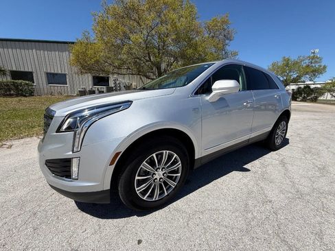 Used 2017 Cadillac XT5 Luxury image 18