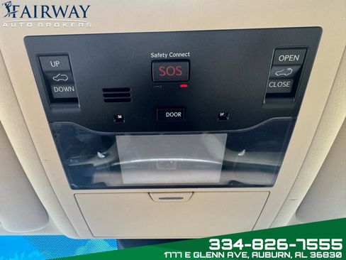 Used 2016 Lexus LX 570 4WD w/ Luxury Package image 27