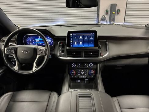 Used 2022 Chevrolet Tahoe Z71 w/ Off-Road Capability Package AWD/4WD image 12