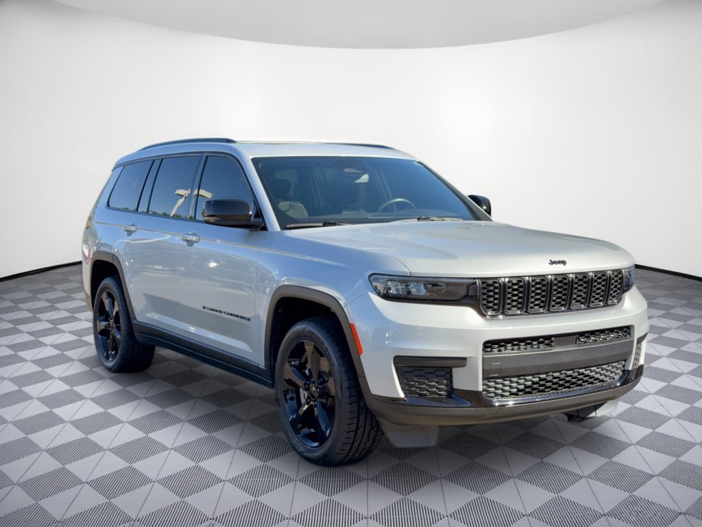 Used 2021 Jeep Grand Cherokee L Laredo RWD image 7