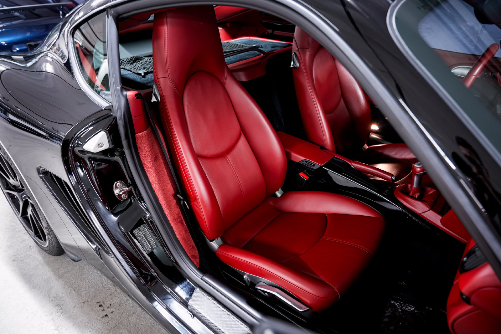 Used 2011 Porsche Cayman S RWD image 22