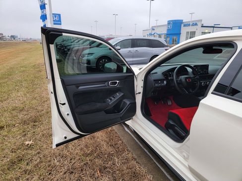 Certified 2024 Honda Civic Type R image 19