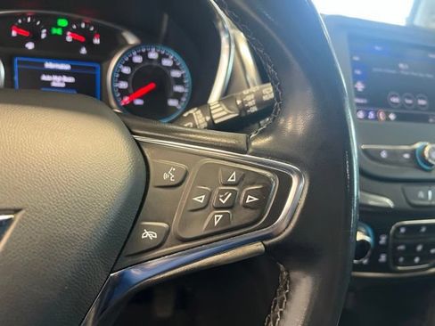 Used 2024 Chevrolet Equinox LT AWD/4WD image 16