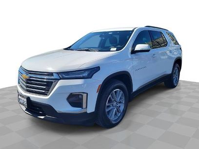 Used 2023 Chevrolet Traverse LT