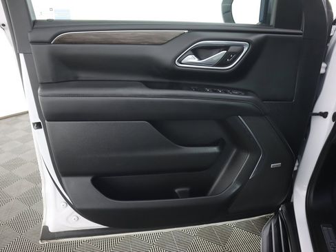 Used 2022 Chevrolet Tahoe LT w/ Luxury Package image 24