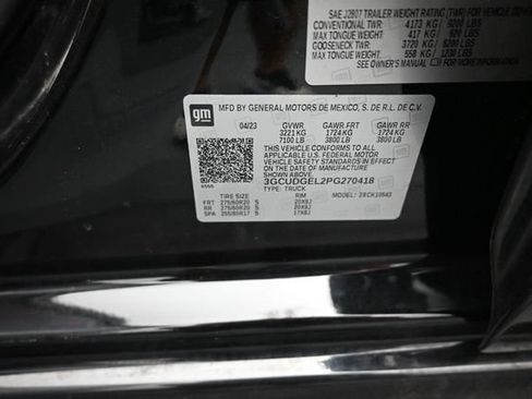 Used 2023 Chevrolet Silverado 1500 LTZ w/ LTZ Premium Package AWD/4WD image 15
