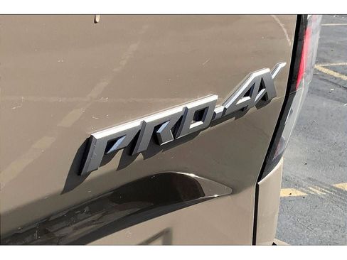 Used 2023 Nissan Frontier PRO-4X w/ Pro-4X Premium Package image 9