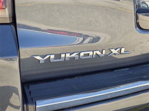 Used 2019 GMC Yukon XL Denali w/ Denali Ultimate Package image 14