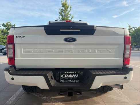 Used 2020 Ford F250 Lariat w/ Lariat Ultimate Package AWD/4WD image 4