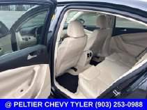 Used 2010 Volkswagen Passat Komfort FWD image 14