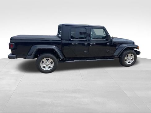 Used 2022 Jeep Gladiator Sport AWD/4WD image 11