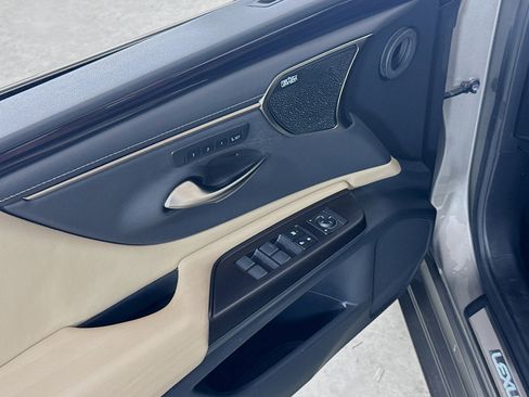 Used 2019 Lexus ES 350 Luxury image 20