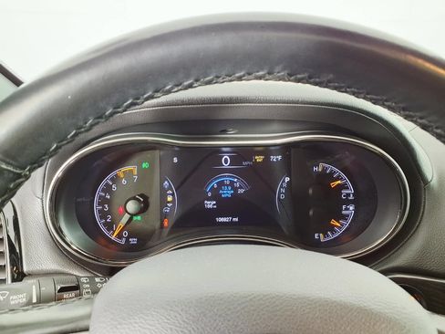 Used 2020 Jeep Grand Cherokee High Altitude AWD/4WD image 18