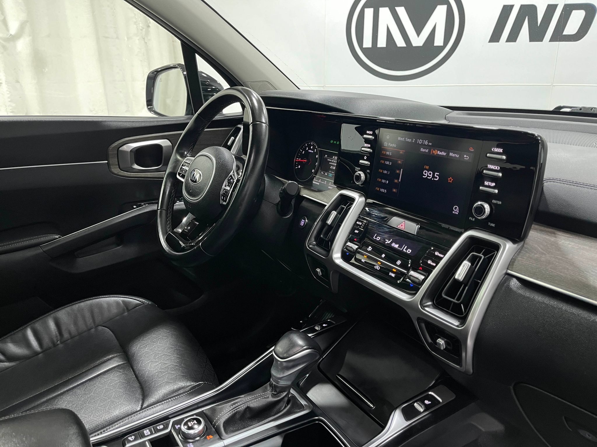 Used 2021 Kia Sorento EX w/ Panoramic Sunroof Package AWD/4WD image 19