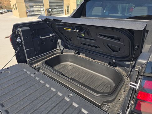 New 2026 Hyundai Santa Cruz SE FWD image 11
