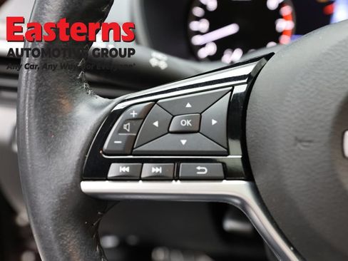 Used 2024 Nissan Altima 2.5 SV w/ SV Premium Package AWD/4WD image 13