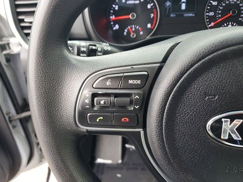 Used 2019 Kia Sportage LX image 17