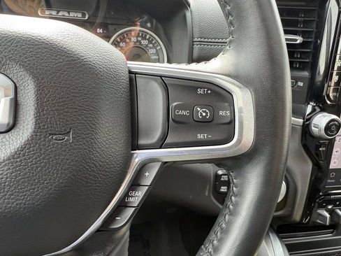 Used 2023 RAM 1500 Laramie AWD/4WD image 23