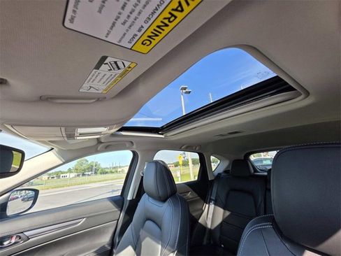 New 2025 MAZDA CX-5 AWD 2.5 S w/ Premium Plus Pkg image 8