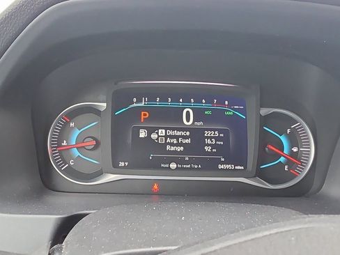 Used 2022 Honda Pilot TrailSport image 8