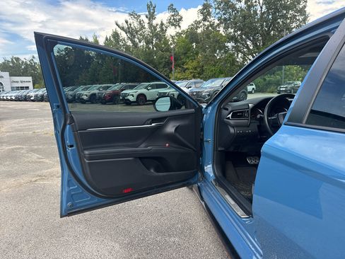 Used 2022 Toyota Camry TRD w/ TRD Package w/JBL Audio FWD image 16