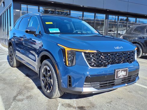 New 2026 Kia Sorento S image 3