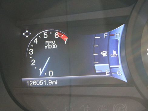 Used 2017 Ford Edge Titanium w/ Equipment Group 301A image 12