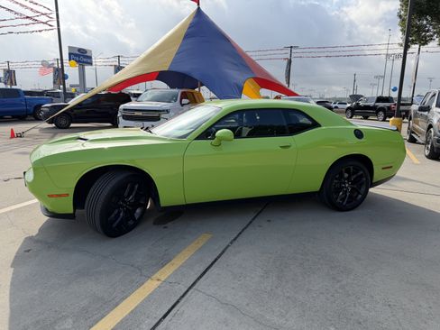 Used 2023 Dodge Challenger SXT w/ Blacktop Package RWD image 8